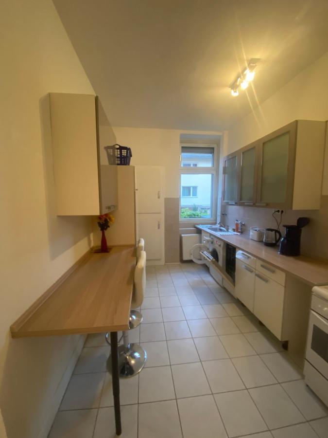 Ruhige Gemuetliche Wohnung Altbau In Zentraler Lage Wiesbaden Kültér fotó