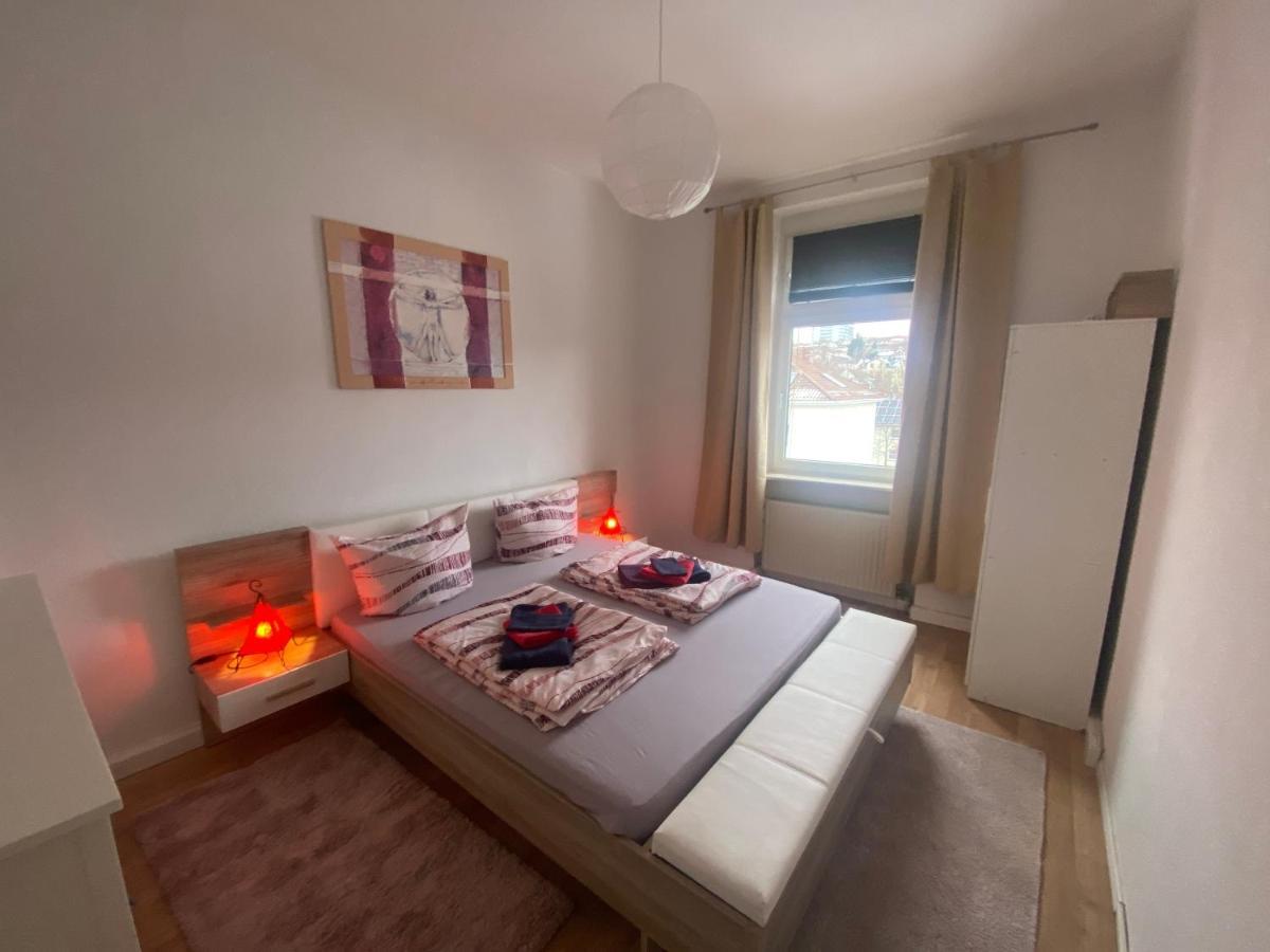 Ruhige Gemuetliche Wohnung Altbau In Zentraler Lage Wiesbaden Kültér fotó